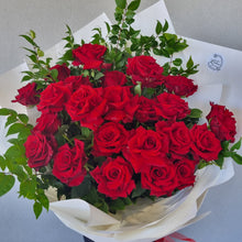 Load image into Gallery viewer, 2 DOZEN RED ROSES
