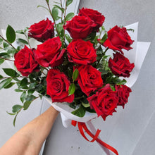 Load image into Gallery viewer, 1 DOZEN RED ROSES
